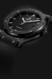 Hublot Classic Fusion Black Magic 542.CM.1171.RX - cinturino caucciù nero - cassa ceramica nera - quadrante nero con datario
